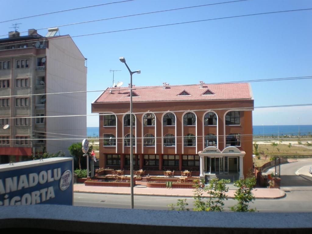 Uzunkum Hotel Трабзон Екстериор снимка
